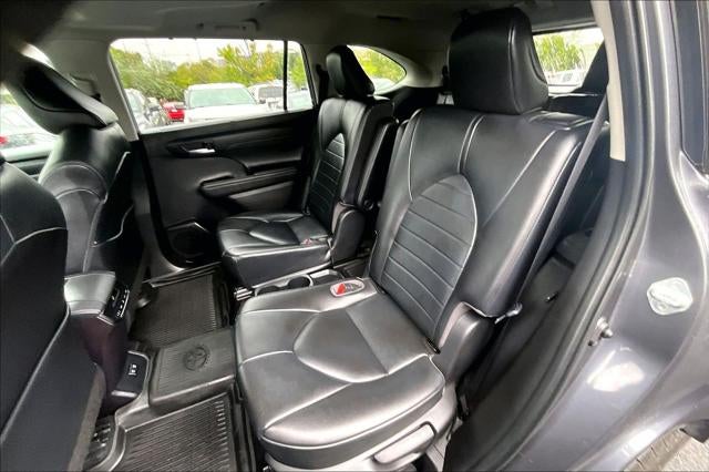 2021 Toyota Highlander Hybrid XLE