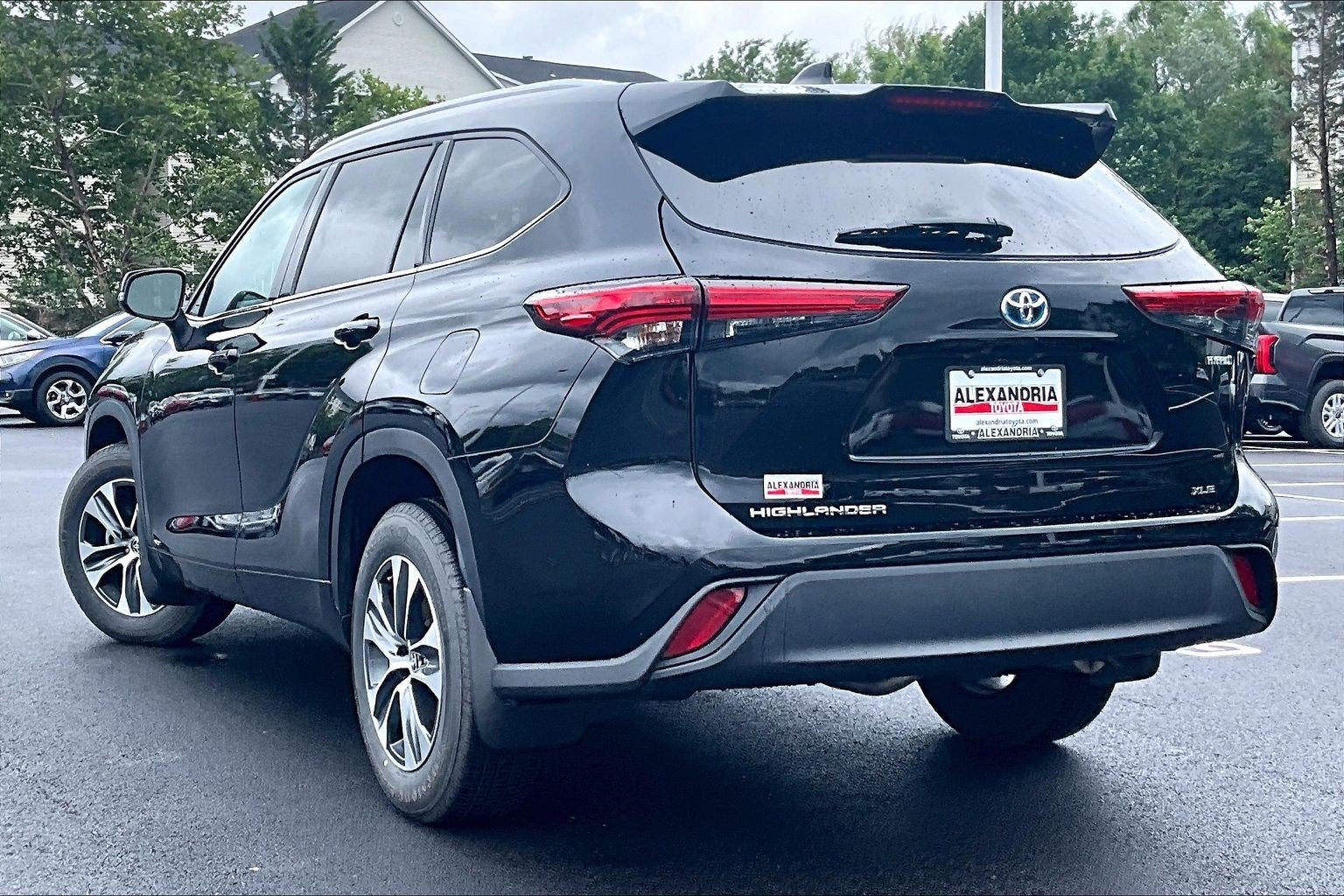 2022 Toyota Highlander Hybrid XLE