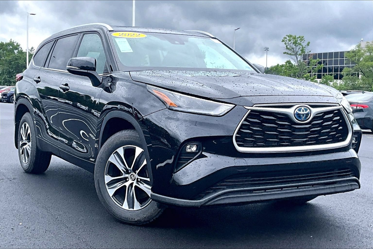 2022 Toyota Highlander Hybrid XLE