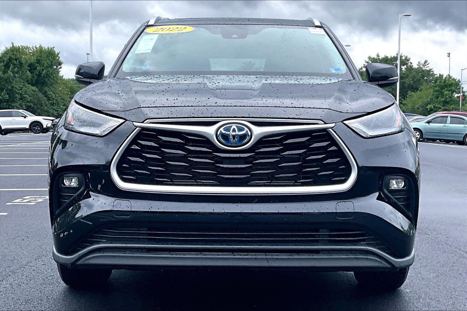 2022 Toyota Highlander Hybrid XLE