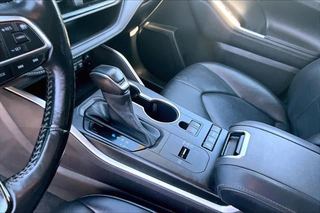 2021 Toyota Highlander Hybrid XLE