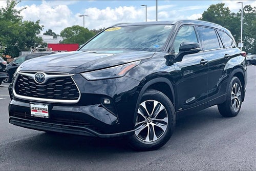 2022 Toyota Highlander Hybrid XLE