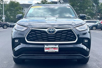 2022 Toyota Highlander Hybrid XLE