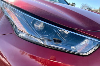 2022 Toyota Highlander Hybrid XLE