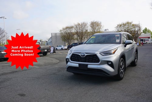 2022 Toyota Highlander Base