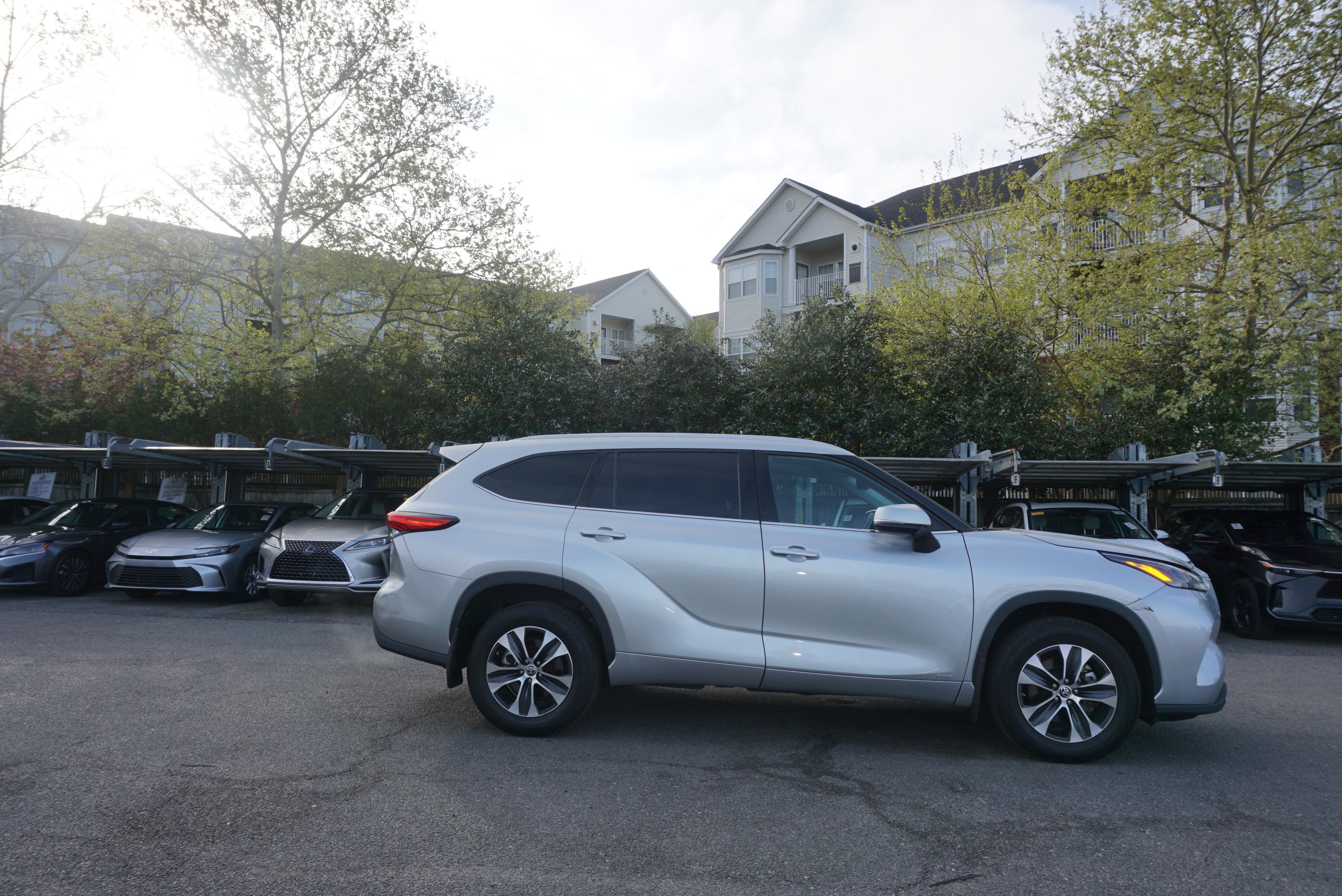 2022 Toyota Highlander Base