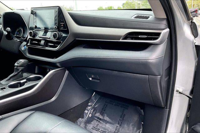 2022 Toyota Highlander Hybrid XLE