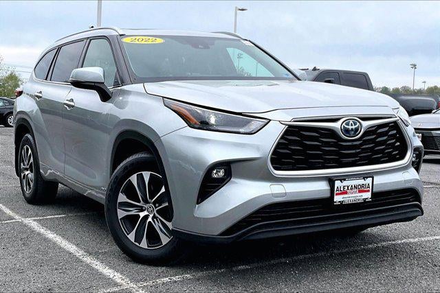 2022 Toyota Highlander Hybrid XLE