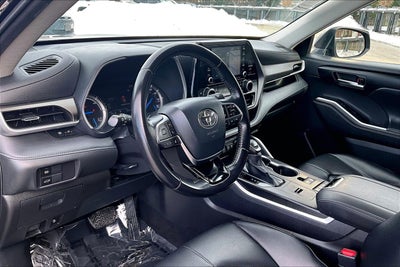 2020 Toyota Highlander Hybrid XLE