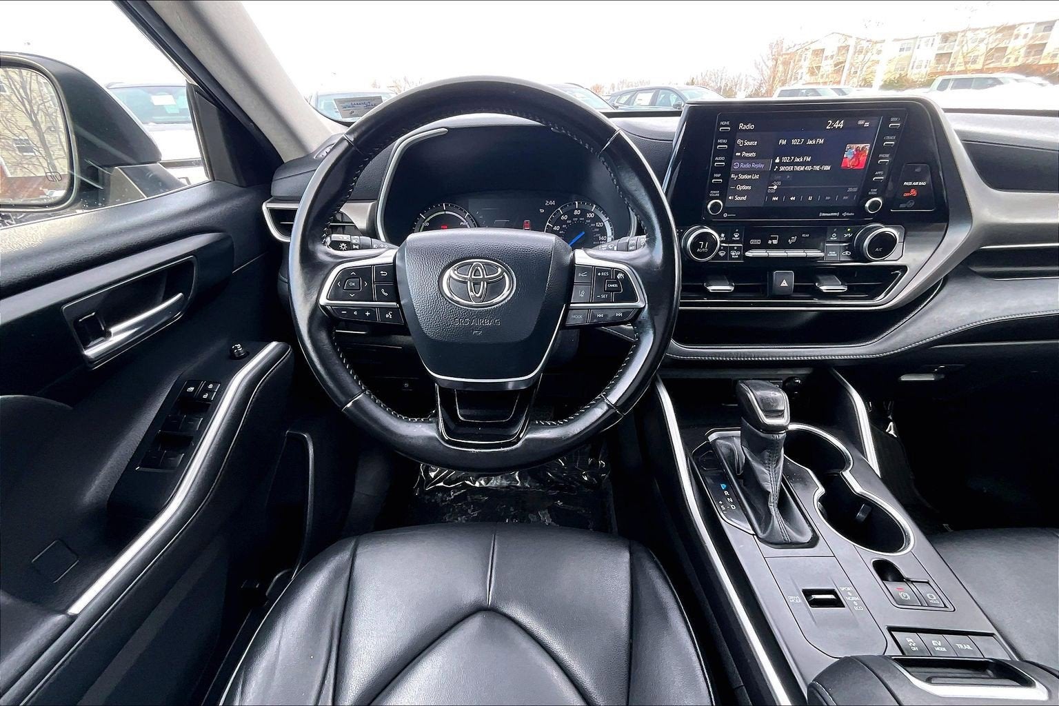 2020 Toyota Highlander Hybrid XLE