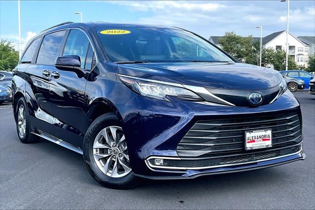 2022 Toyota Sienna XLE