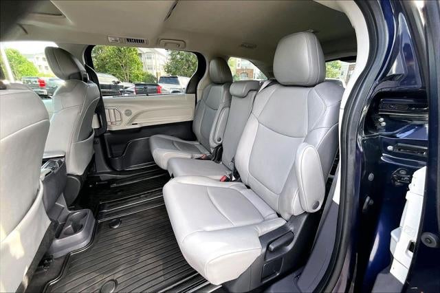 2022 Toyota Sienna XLE