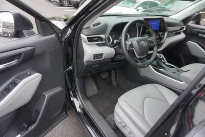 2023 Toyota Highlander Hybrid XLE