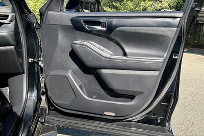 2023 Toyota Highlander Hybrid XLE