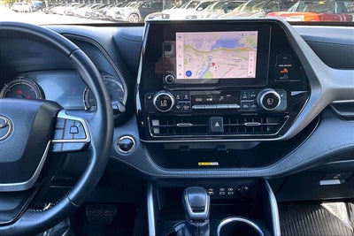 2023 Toyota Highlander Hybrid XLE