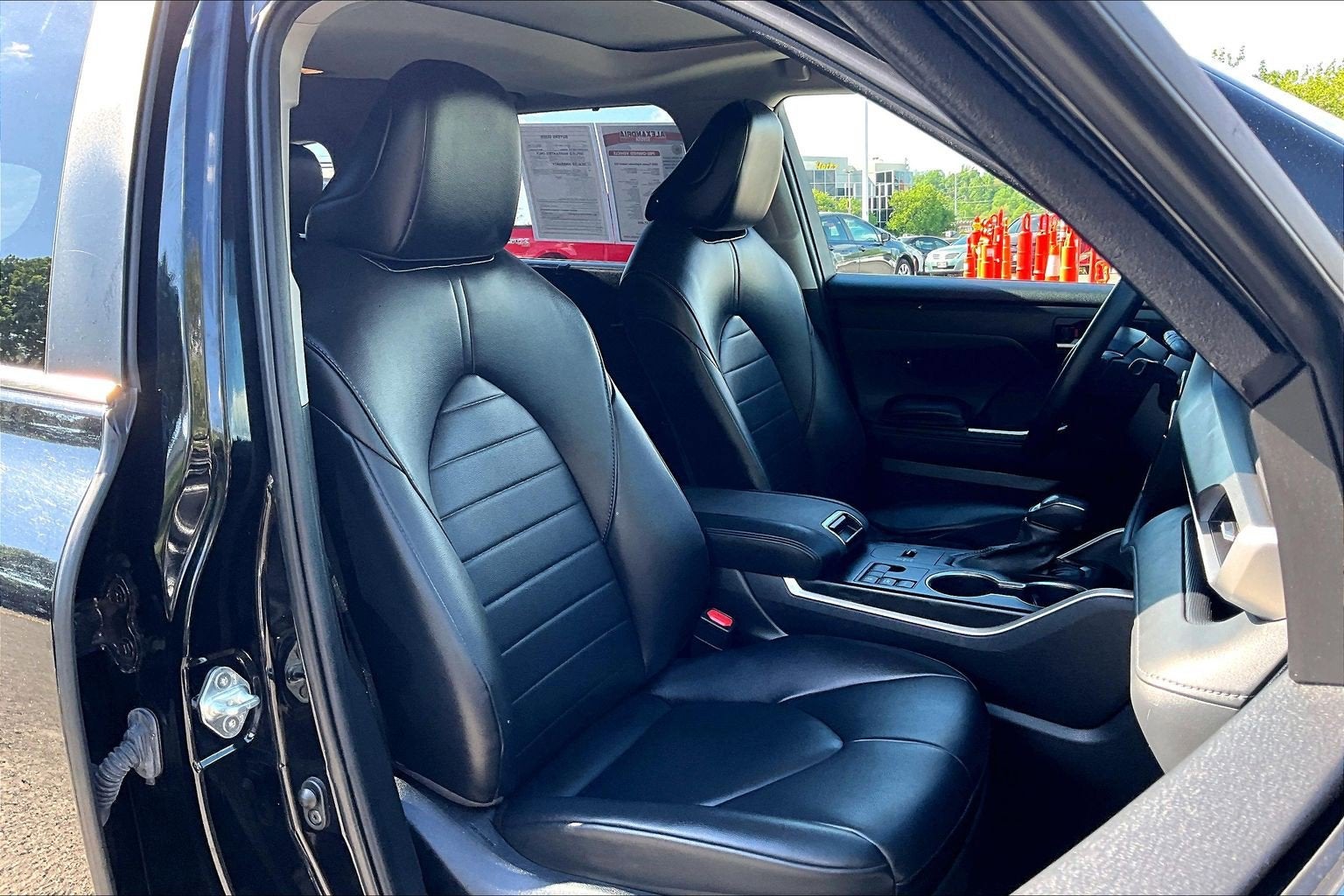 2023 Toyota Highlander Hybrid XLE