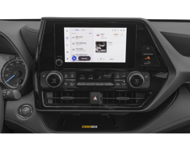 2023 Toyota Highlander Base
