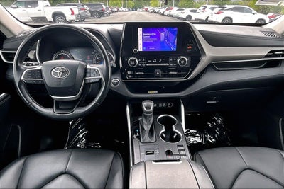 2023 Toyota Highlander Hybrid XLE