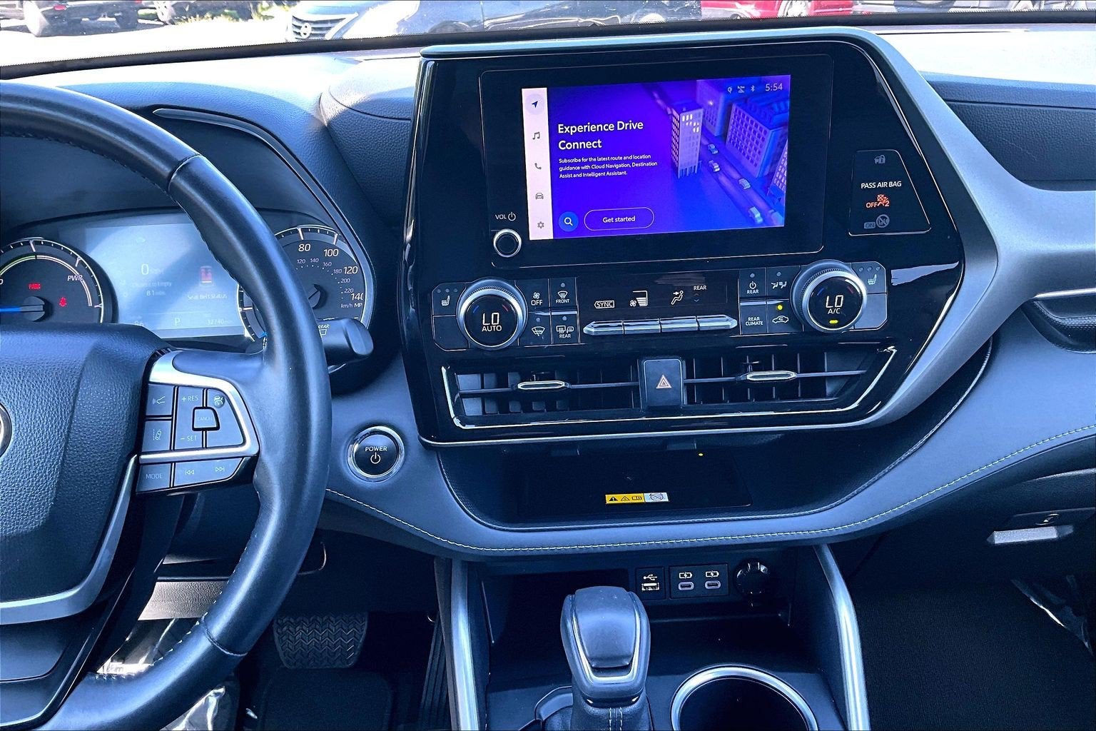 2023 Toyota Highlander Hybrid XLE
