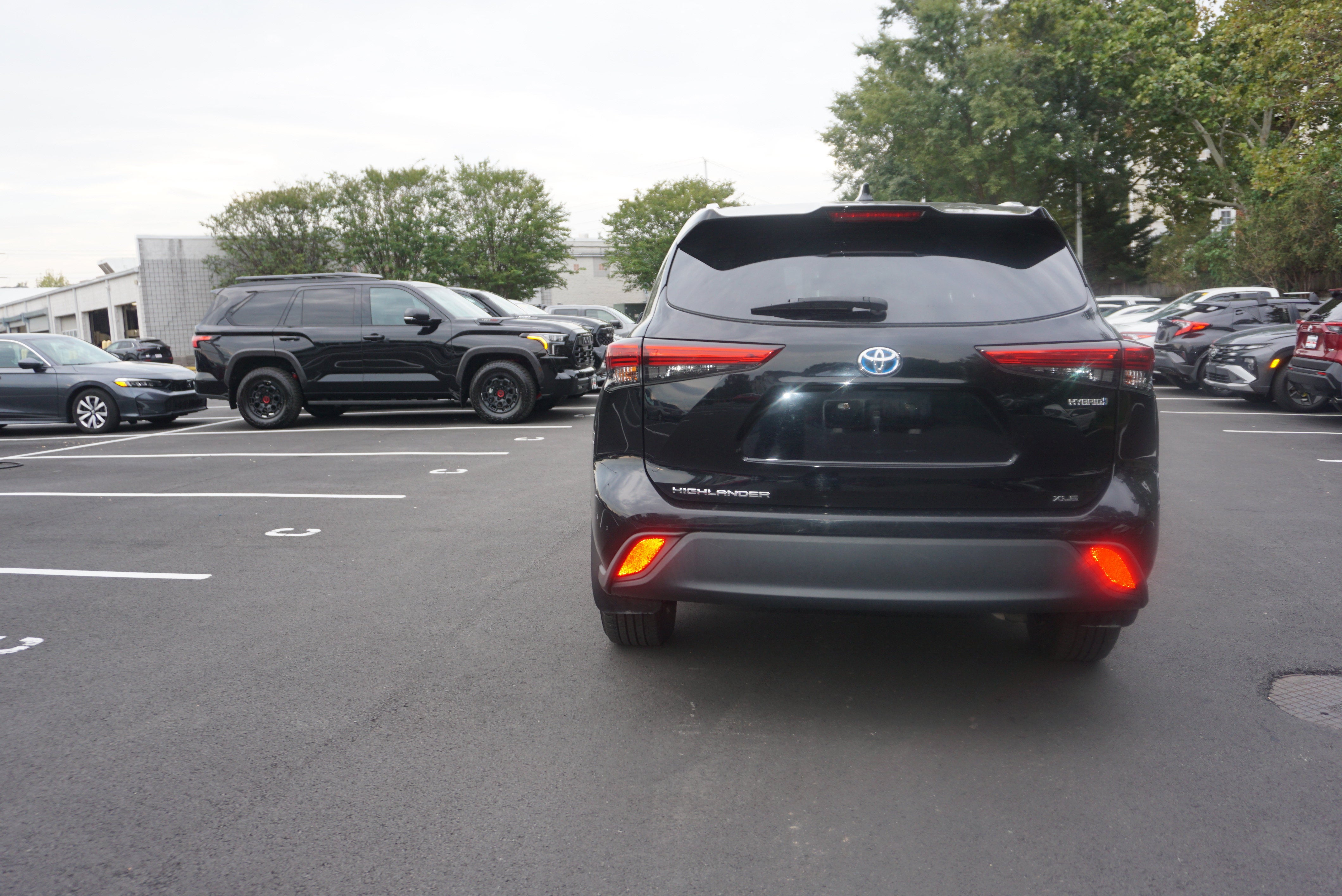 2023 Toyota Highlander Hybrid XLE