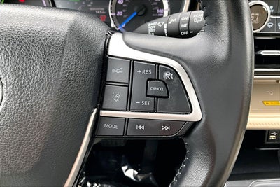 2024 Toyota Highlander Hybrid XLE