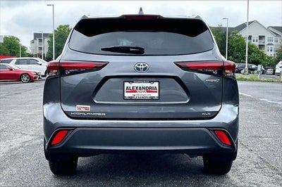 2024 Toyota Highlander Hybrid XLE