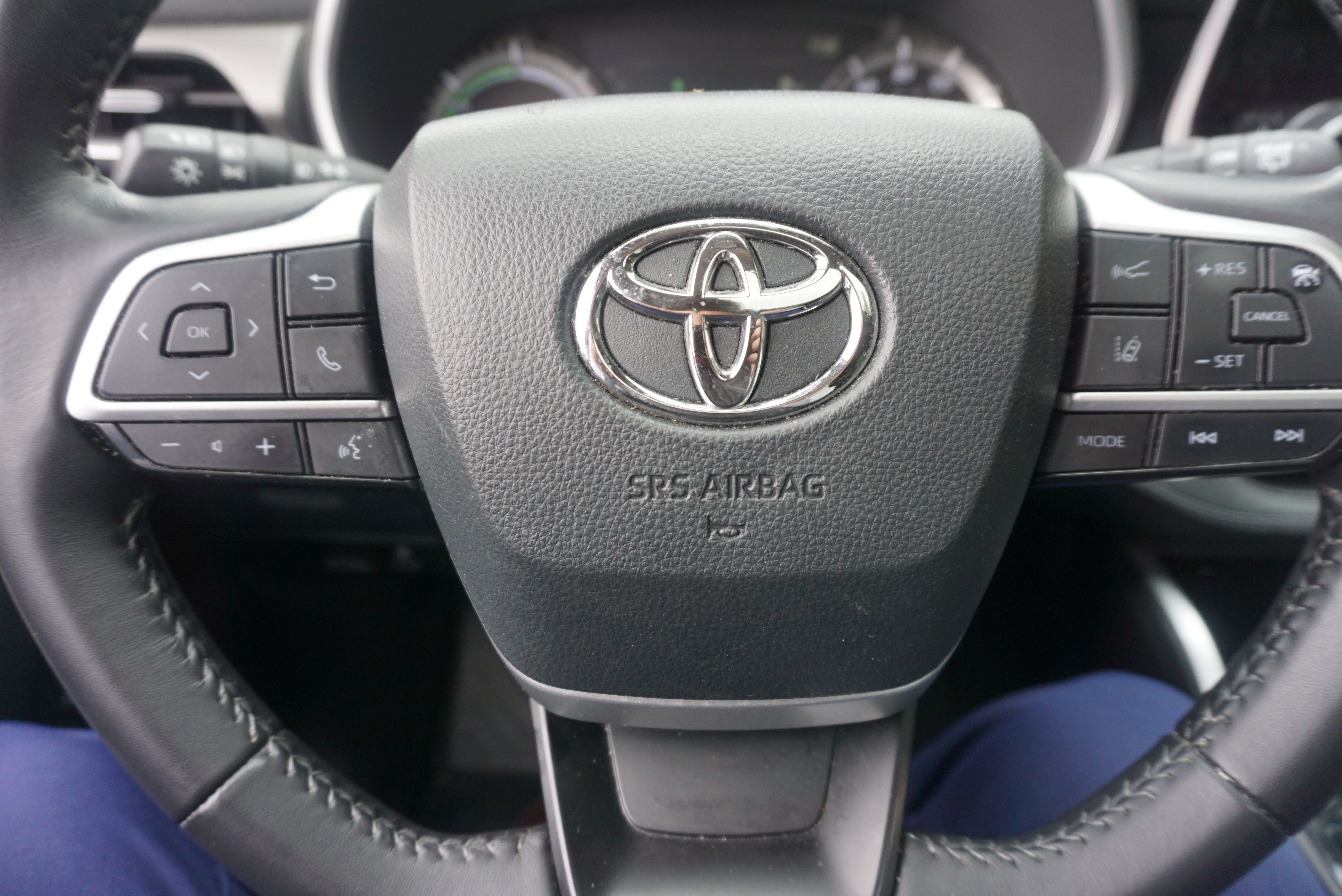 2024 Toyota Highlander Hybrid XLE