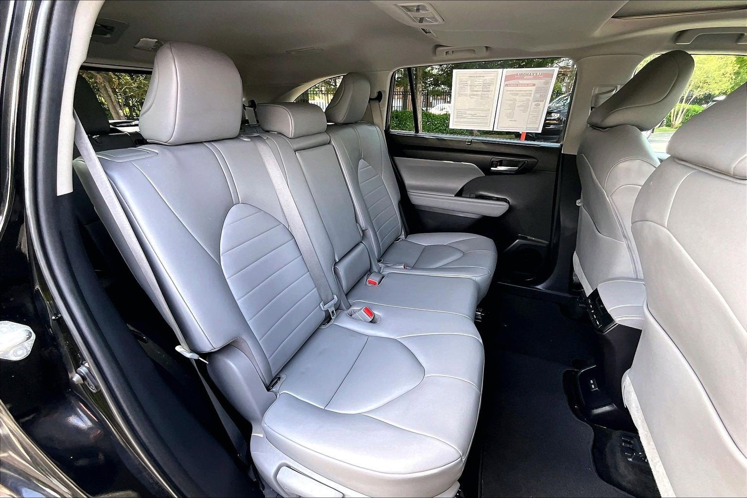 2023 Toyota Highlander Hybrid XLE