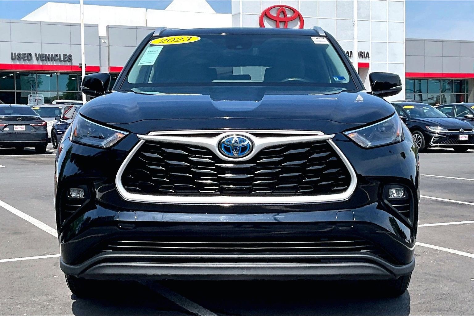 2023 Toyota Highlander Hybrid XLE