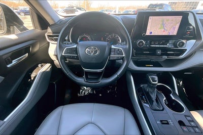 2023 Toyota Highlander Hybrid XLE
