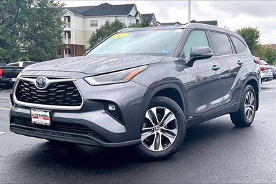 2023 Toyota Highlander Hybrid XLE