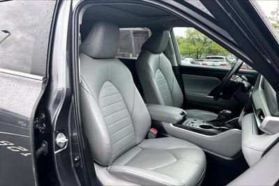 2023 Toyota Highlander Hybrid XLE