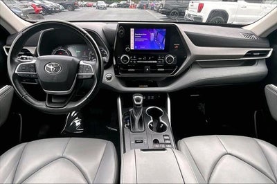 2023 Toyota Highlander Hybrid XLE