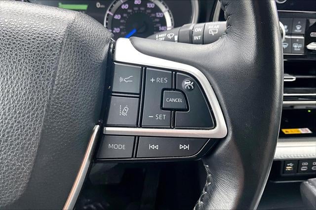 2023 Toyota Highlander Hybrid XLE