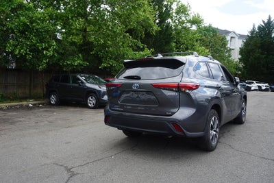 2023 Toyota Highlander Hybrid XLE