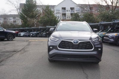 2023 Toyota Highlander Hybrid XLE
