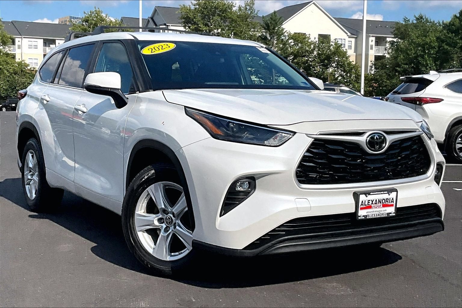 2023 Toyota Highlander LE