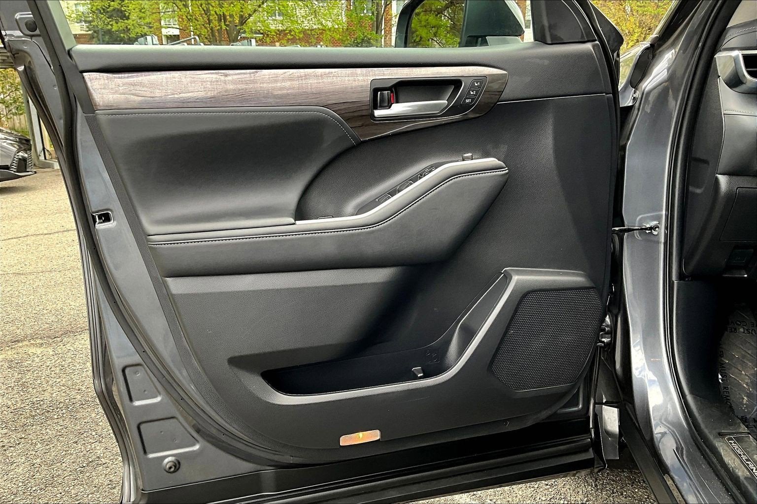 2023 Toyota Highlander Platinum