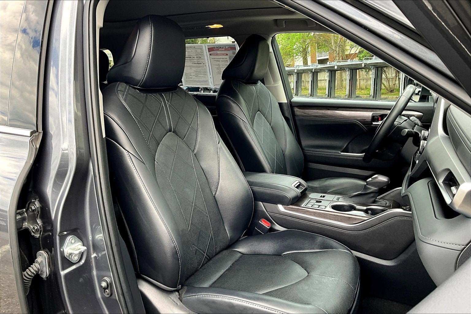 2023 Toyota Highlander Platinum