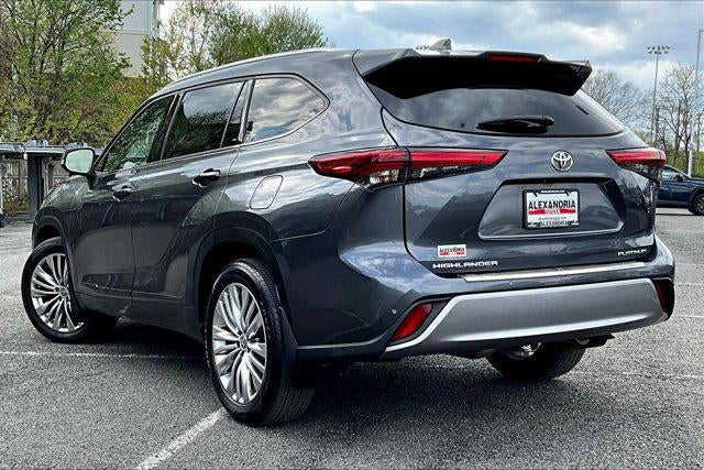 2023 Toyota Highlander Platinum
