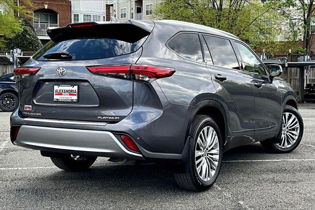 2023 Toyota Highlander Platinum