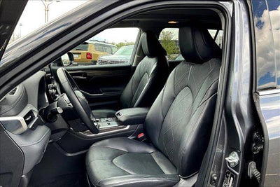 2023 Toyota Highlander Platinum