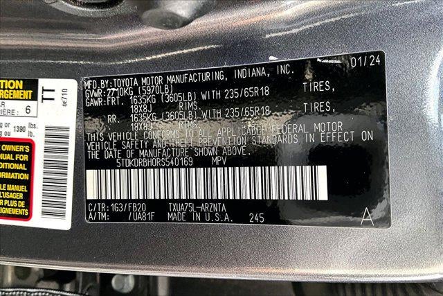 2024 Toyota Highlander LE