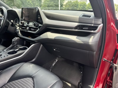 2023 Toyota Highlander XSE