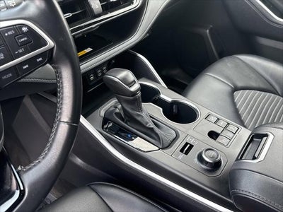 2023 Toyota Highlander XSE