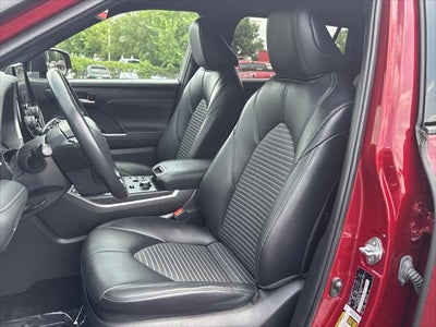 2023 Toyota Highlander XSE