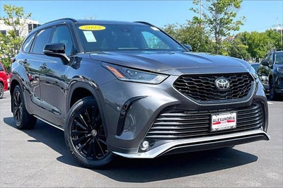 2023 Toyota Highlander XSE