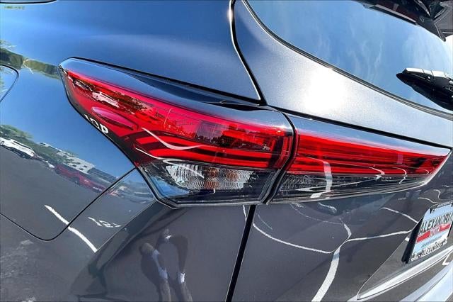 2023 Toyota Highlander XSE