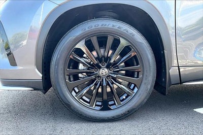 2023 Toyota Highlander XSE