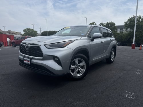 2023 Toyota Highlander Base